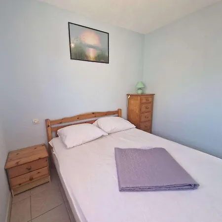 Apartment Cosy 2 Pieces Avec Cabine, Terrasse Et Piscine, Pres De La A - Fr-1-326-674 Marseillan (Herault)